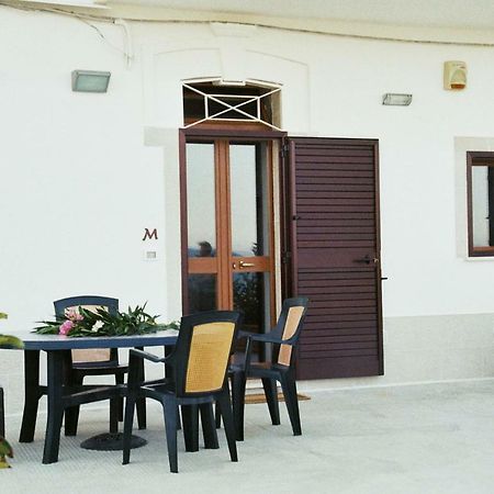 Casa Sullo Scoglio Apartment วิลลานอวา ดิ ออสตูนี ภายนอก รูปภาพ