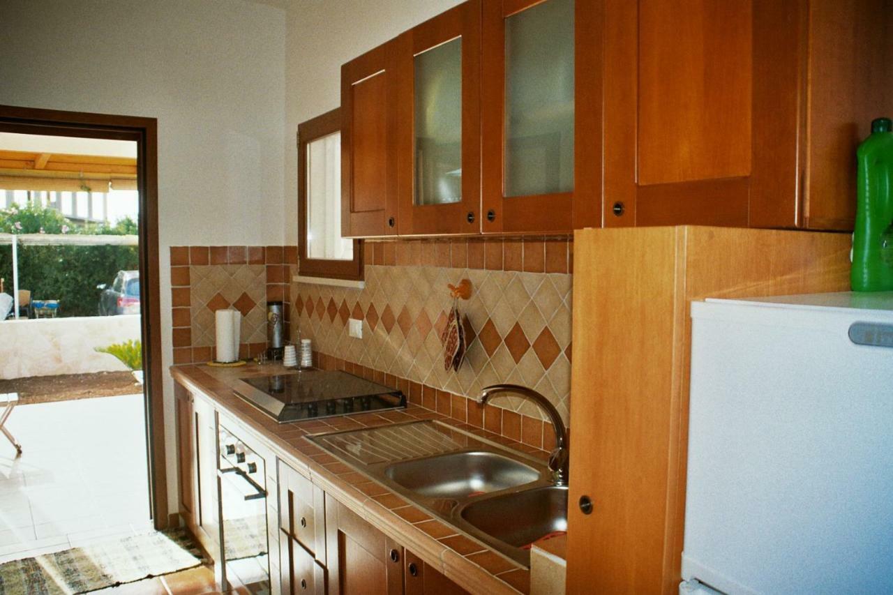 Casa Sullo Scoglio Apartment วิลลานอวา ดิ ออสตูนี ภายนอก รูปภาพ